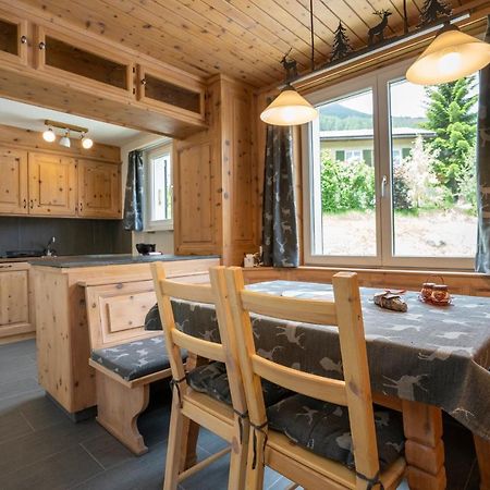 Aaa Chalet Allegra Rojo With Mountain View Scuol Esterno foto