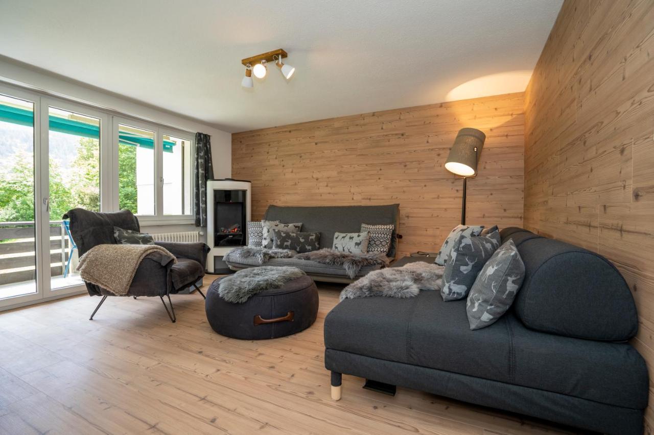 Aaa Chalet Allegra Rojo With Mountain View Scuol Esterno foto