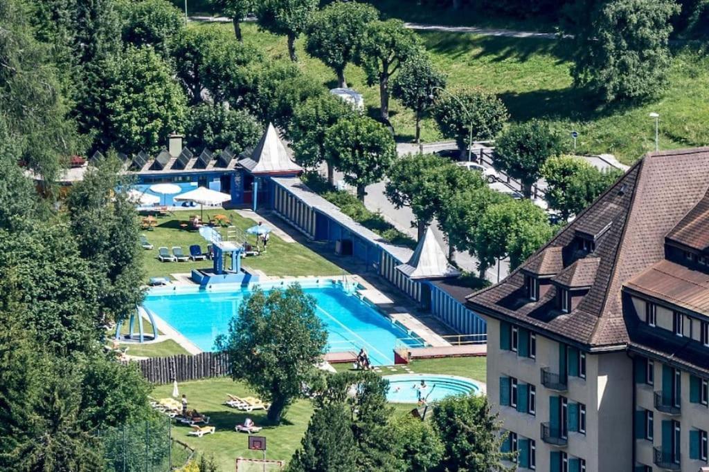 Aaa Chalet Allegra Rojo With Mountain View Scuol Esterno foto