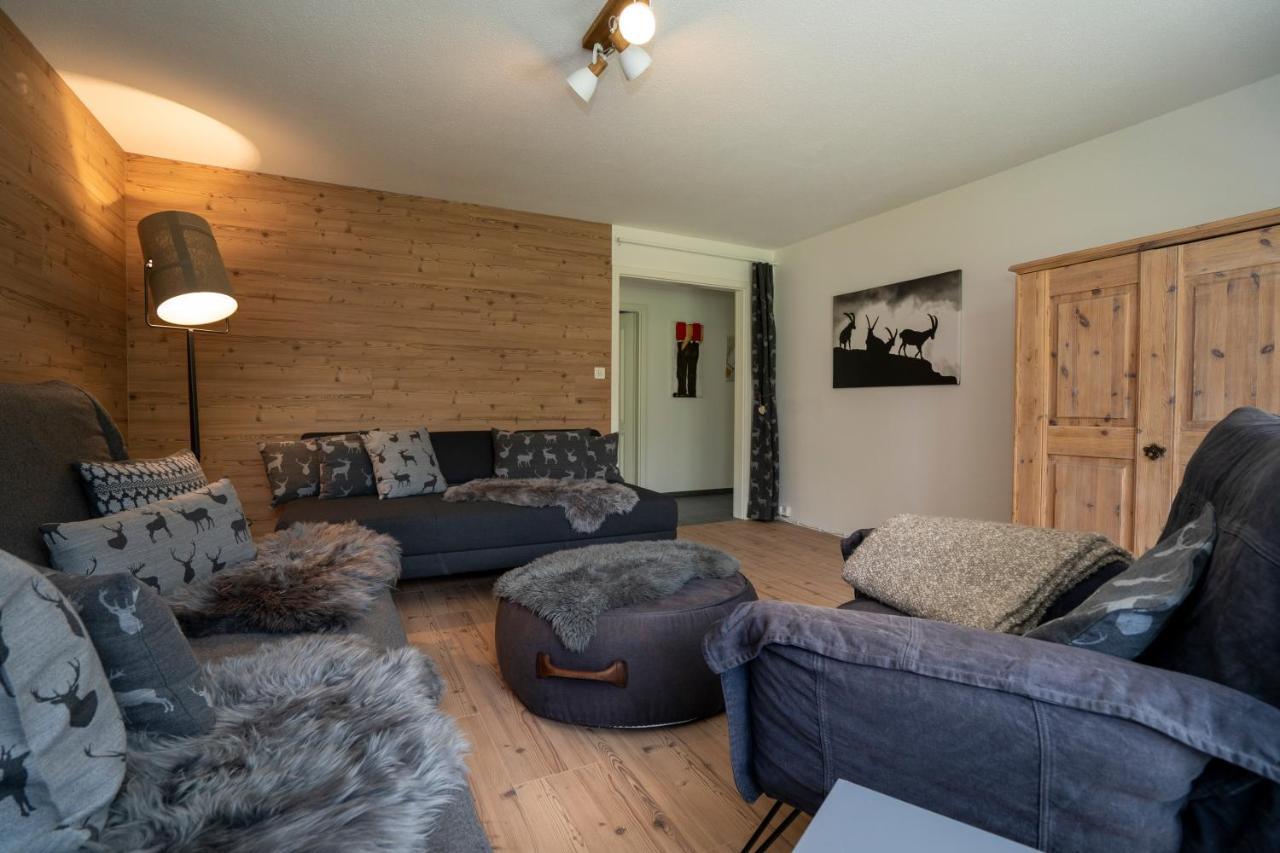 Aaa Chalet Allegra Rojo With Mountain View Scuol Esterno foto