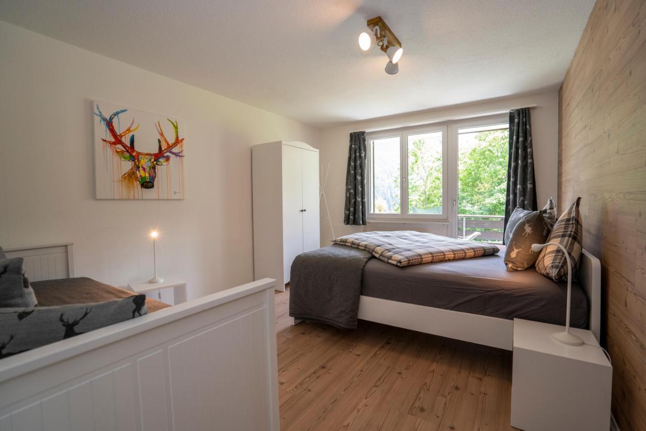 Aaa Chalet Allegra Rojo With Mountain View Scuol Esterno foto