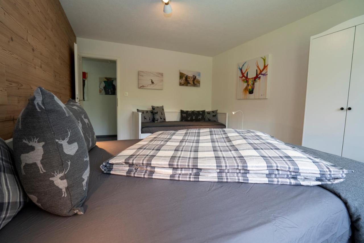 Aaa Chalet Allegra Rojo With Mountain View Scuol Esterno foto